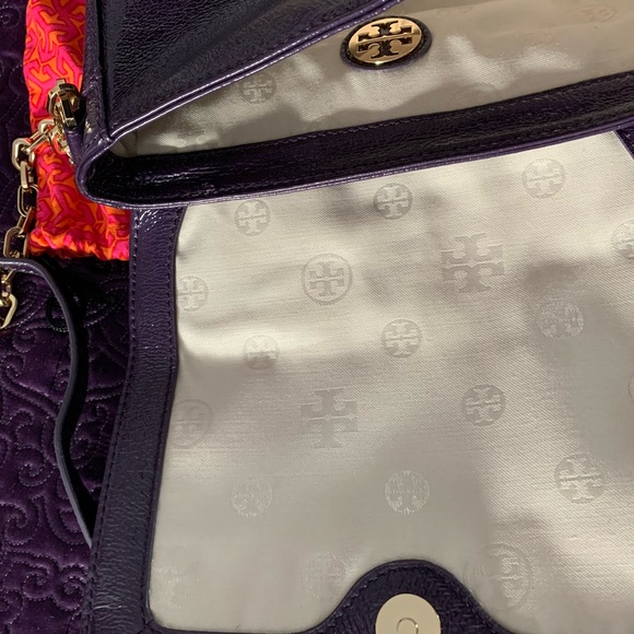 Authentic Tory Burch Unique Purple Patent Leather crossbody bag - Picture 10 of 10